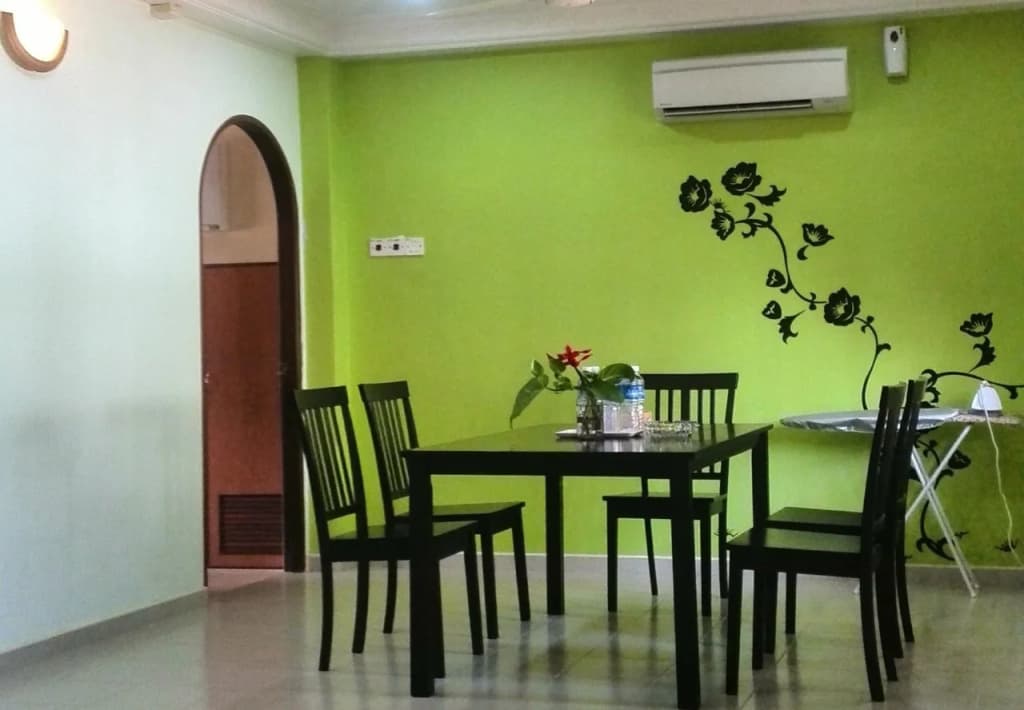Abang Adik Service Suite Hotel Melaka - photo 15