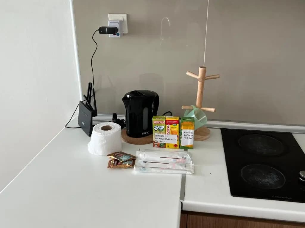 09-MODERN studio Palazio Mount Austin Homestay 3bedroom For 7PAX - photo 1