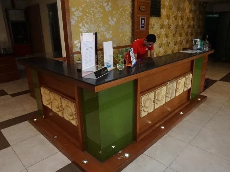 OYO 510 Sri Indar Hotel - photo 14