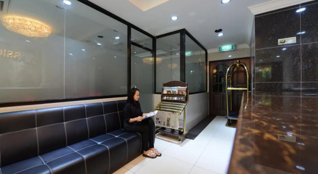 Classic Kinabalu Hotel - photo 2