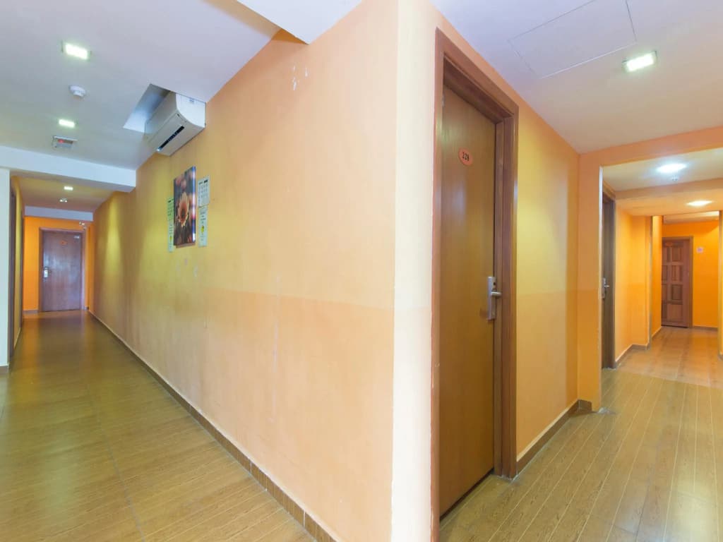 OYO 419 City Boutique Hotel (Sanitized Stay) - photo 13
