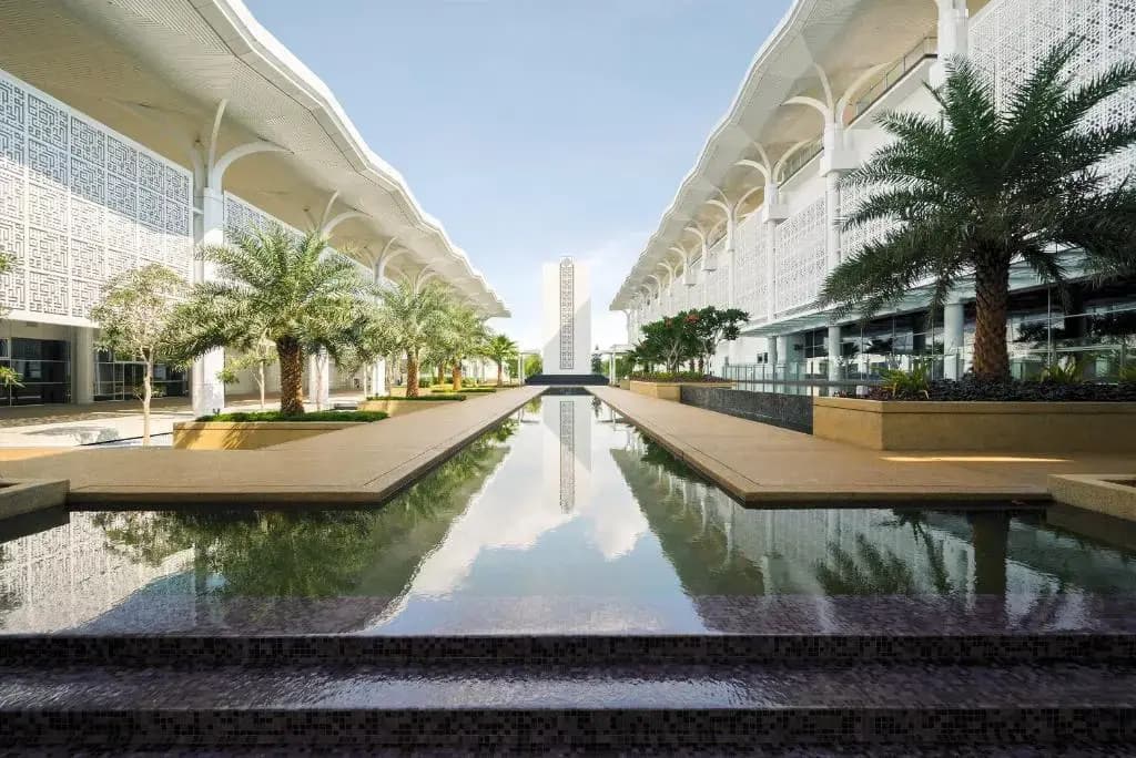 Mövenpick Hotel & Convention Centre KLIA - photo 23