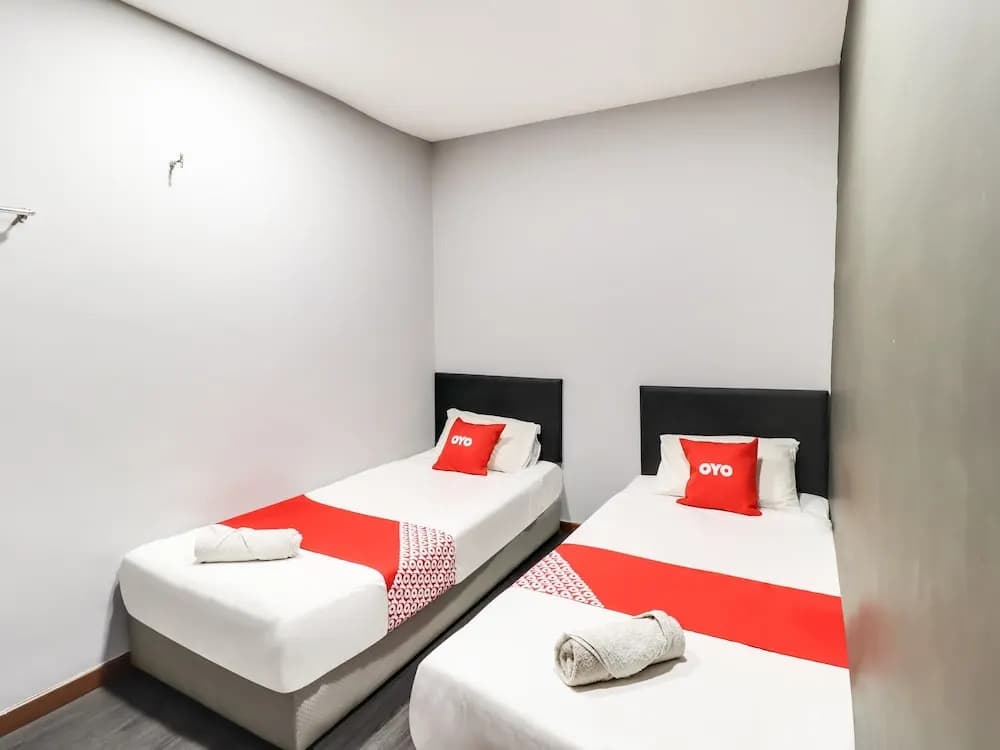 Moonnight Hotel by OYO Rooms - photo 3