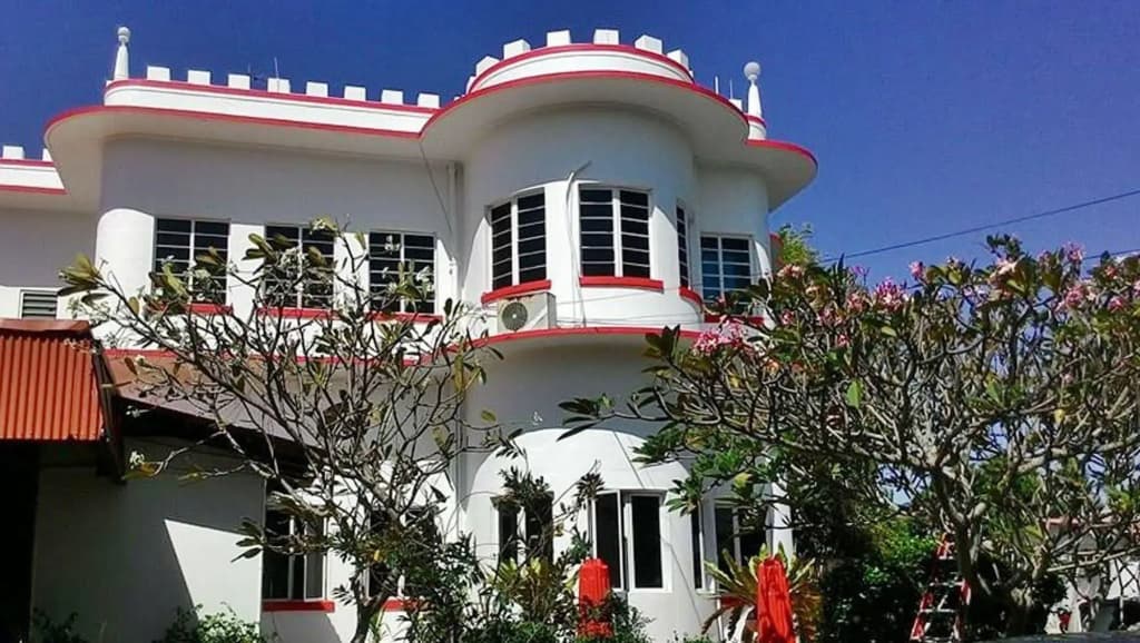 Shah's Beach Resort - photo 1