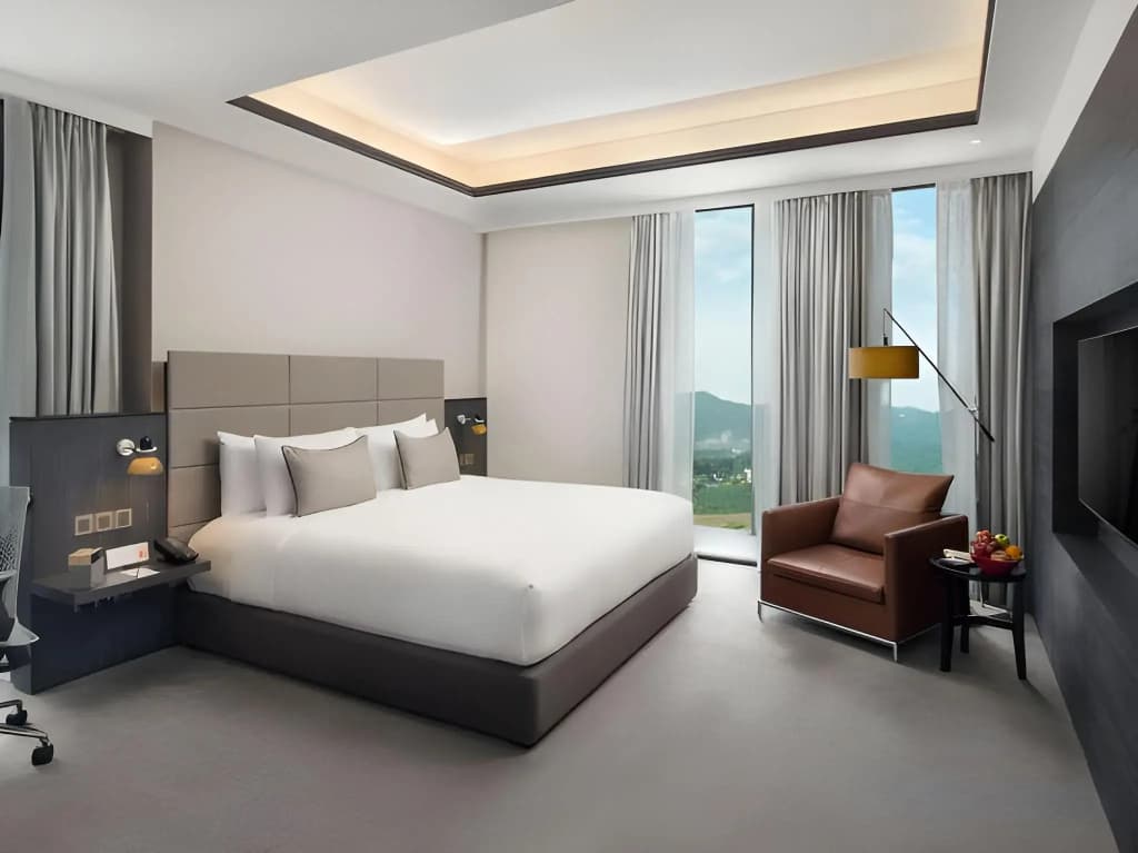 G Hotel Kelawai - photo 3