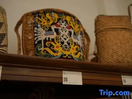 LOOM - heritage stay in the heart of KK - photo 1