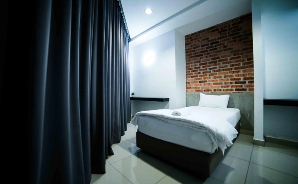 Bizz Hotel - photo 6