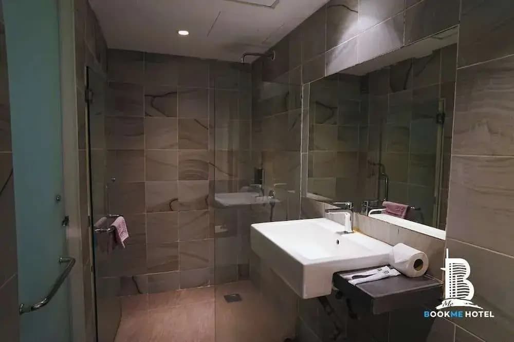 BookMe Hotel - photo 9