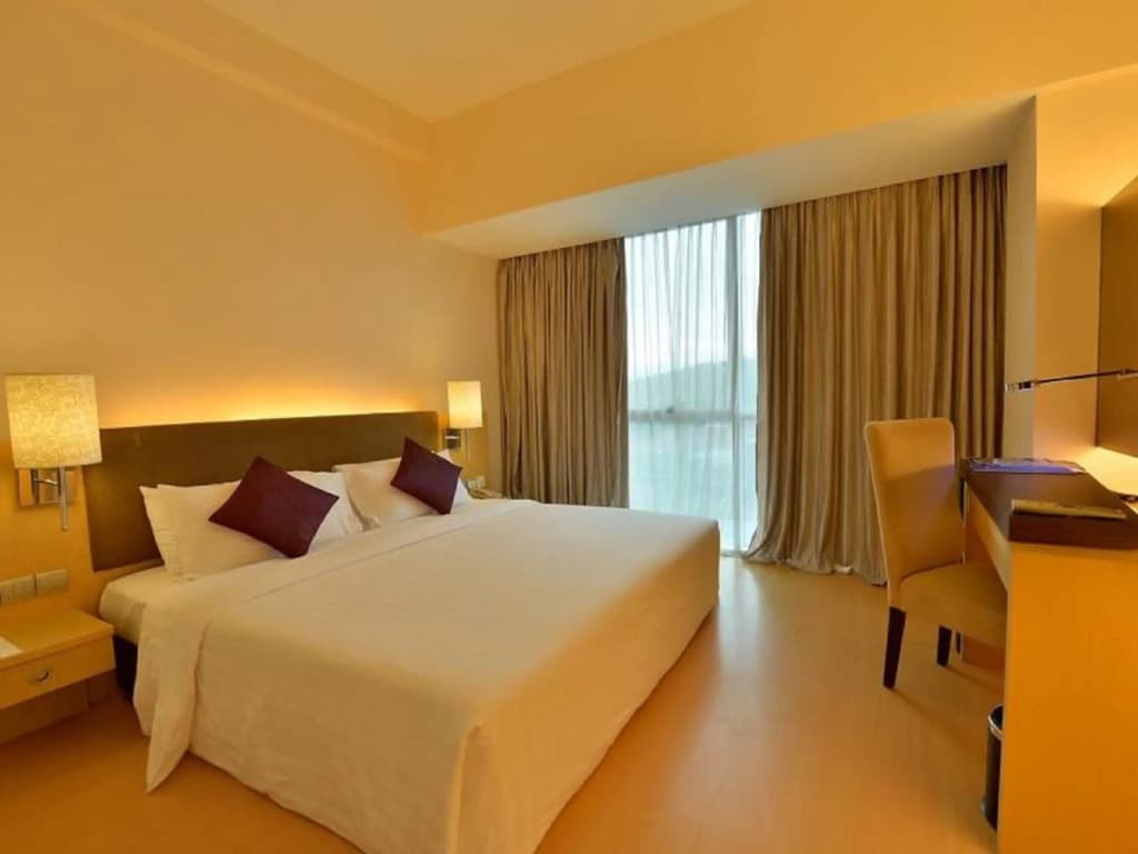Novotel Kota Kinabalu - photo 37