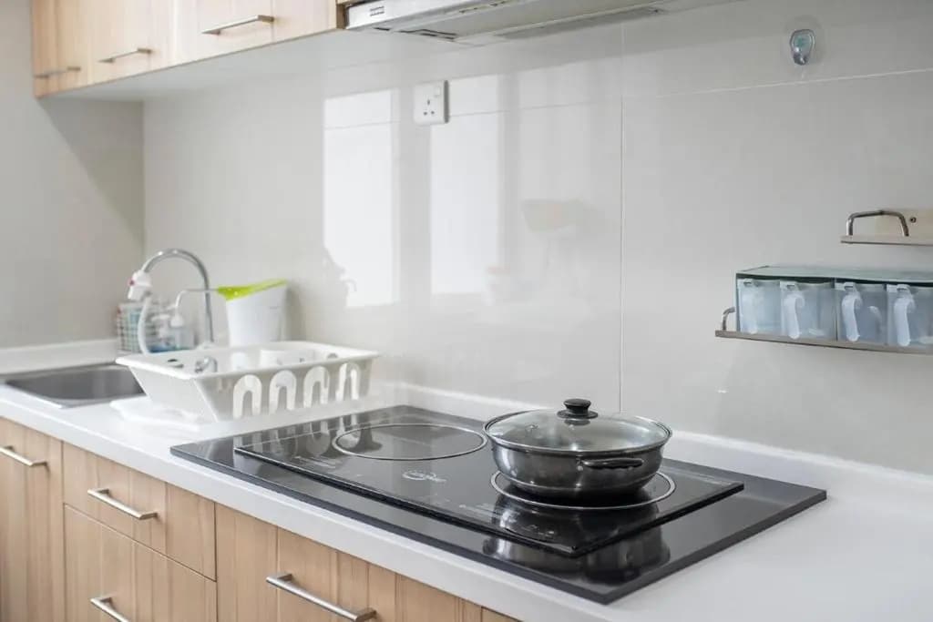 Twin Galaxy Simplistic 2BR Netflix Wifi 5pax KSL - photo 9