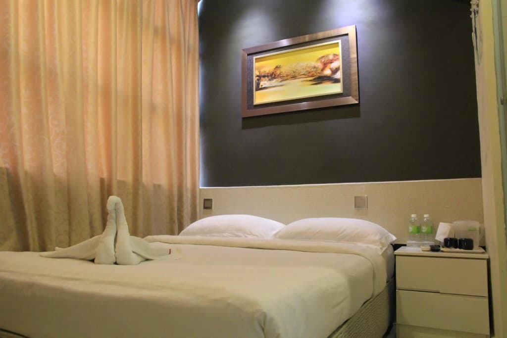 Putra One Avenue Hotel - photo 21