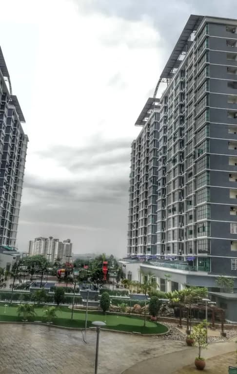Lawang Suite 2 Bedroom Corner Apartment - photo 30