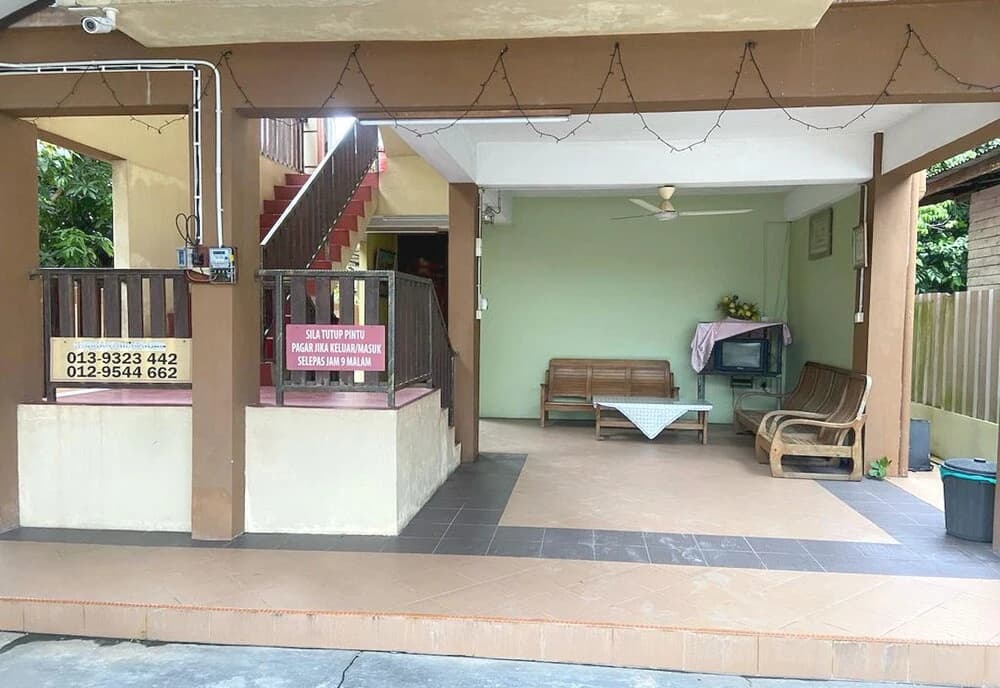 OYO 90915 Ilham Villa - photo 13