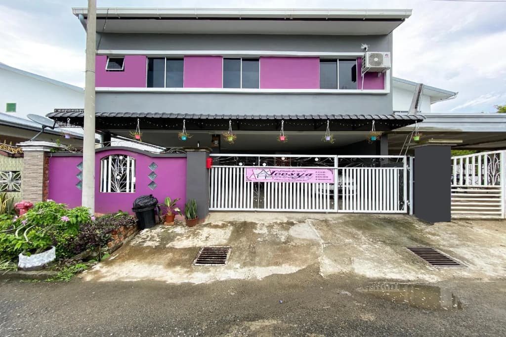 OYO 90198 Aleesya Homestay - photo 2