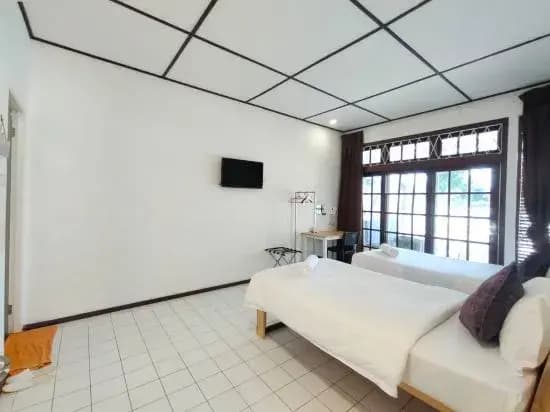 Natol Homestay - Venice (Samajaya Tabuan Tranquility Township) - photo 5