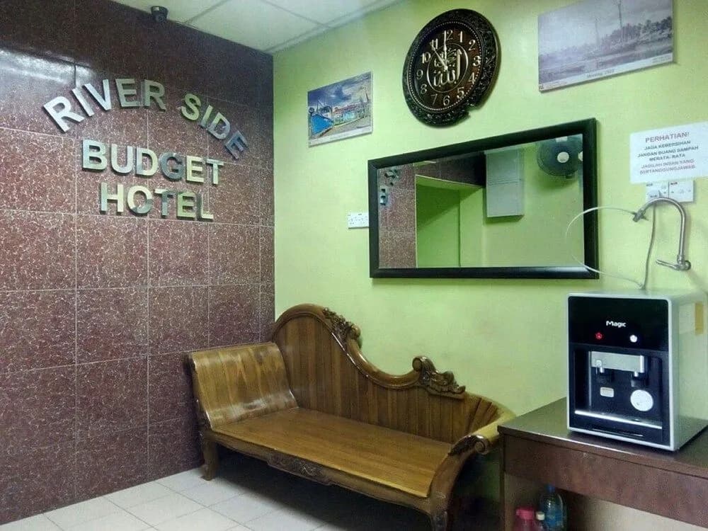 Riverside Hotel - photo 13