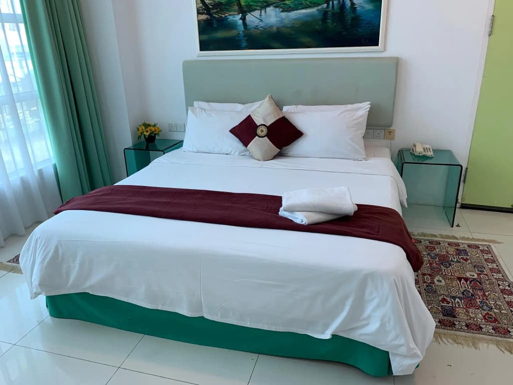 Santorini Hotel - photo 1
