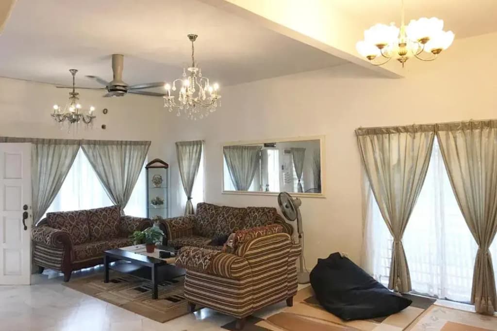 Tun Perak Homestay - photo 3