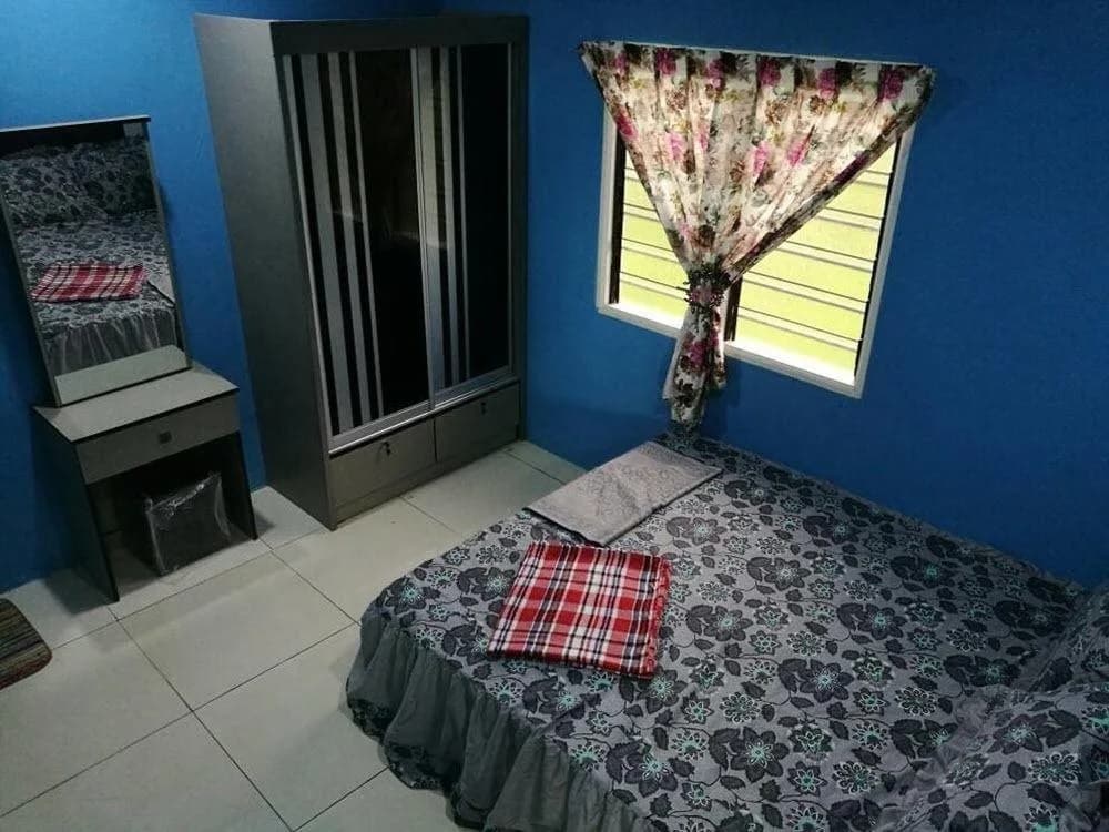 Khaimal Homestay Pulau Enjin - photo 1