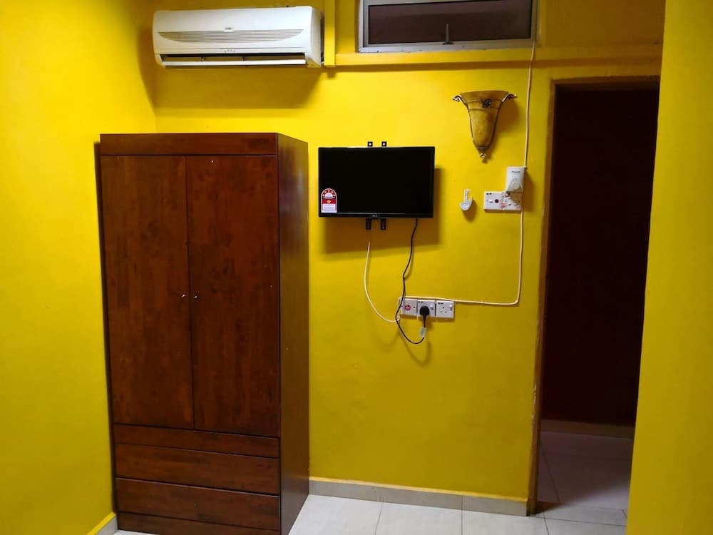 Lucky Budget Hotel - photo 16