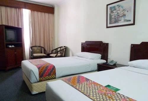 The Lanai Beach Resort - photo 3