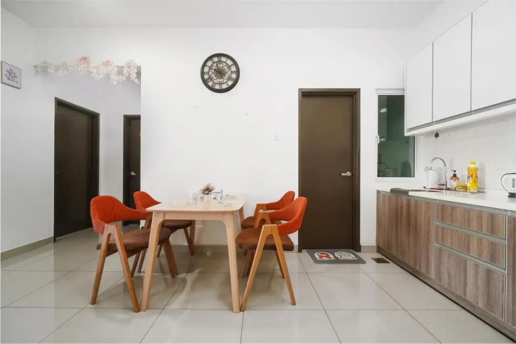 Lovely 2Br Majestic Condo 6 Pax Pool View - photo 9
