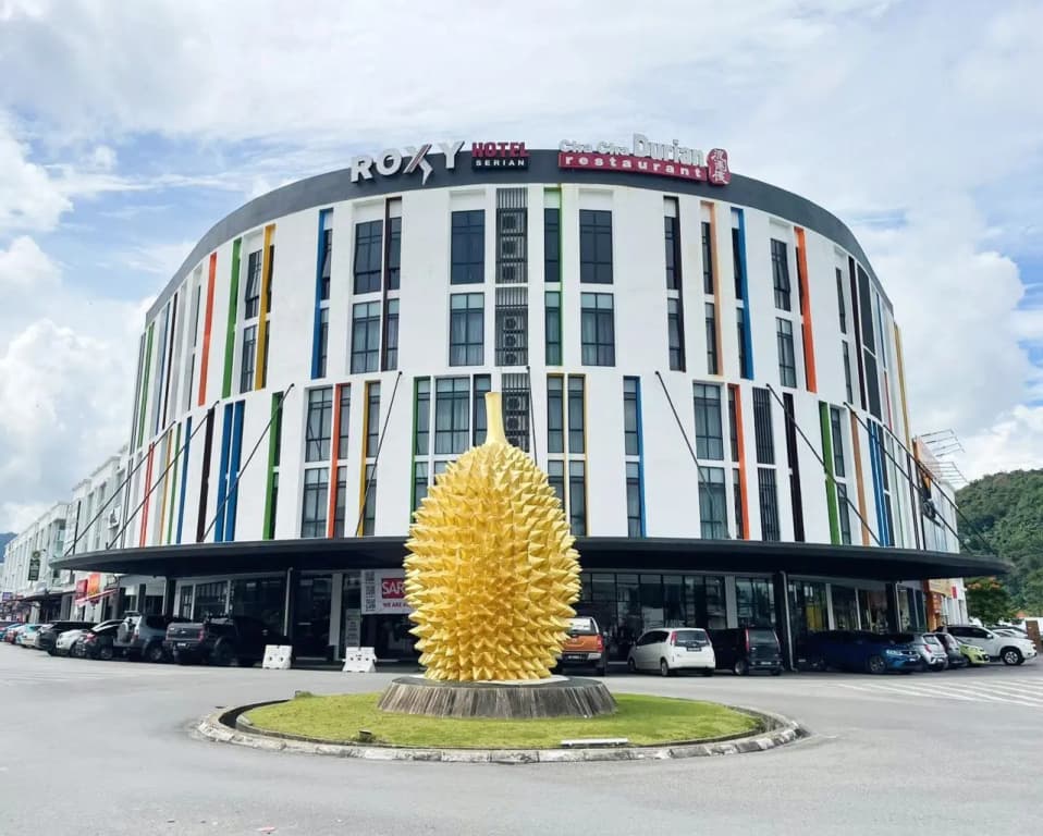 Roxy Hotel Serian - photo 34