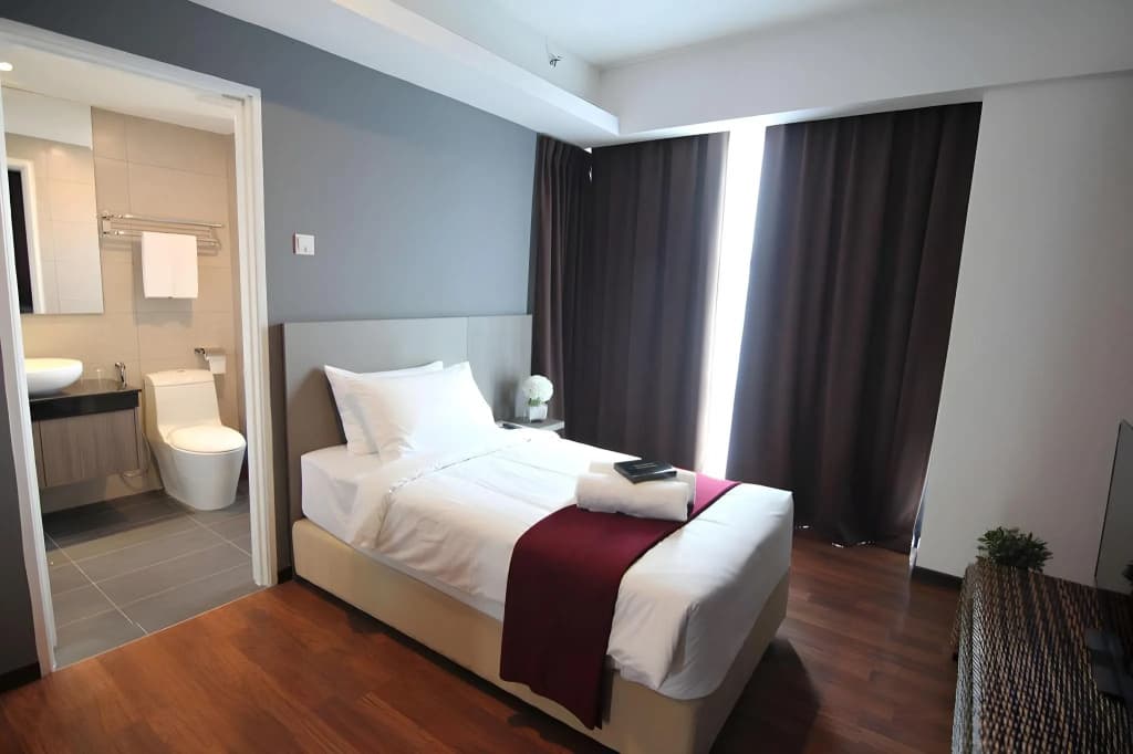 Nexus Regency Suites & Hotel - photo 11