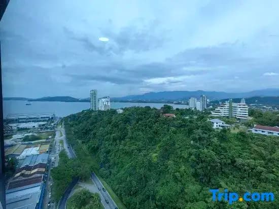 Jesselton Quay Area KK City New Modern by WJ Homestay - photo 3