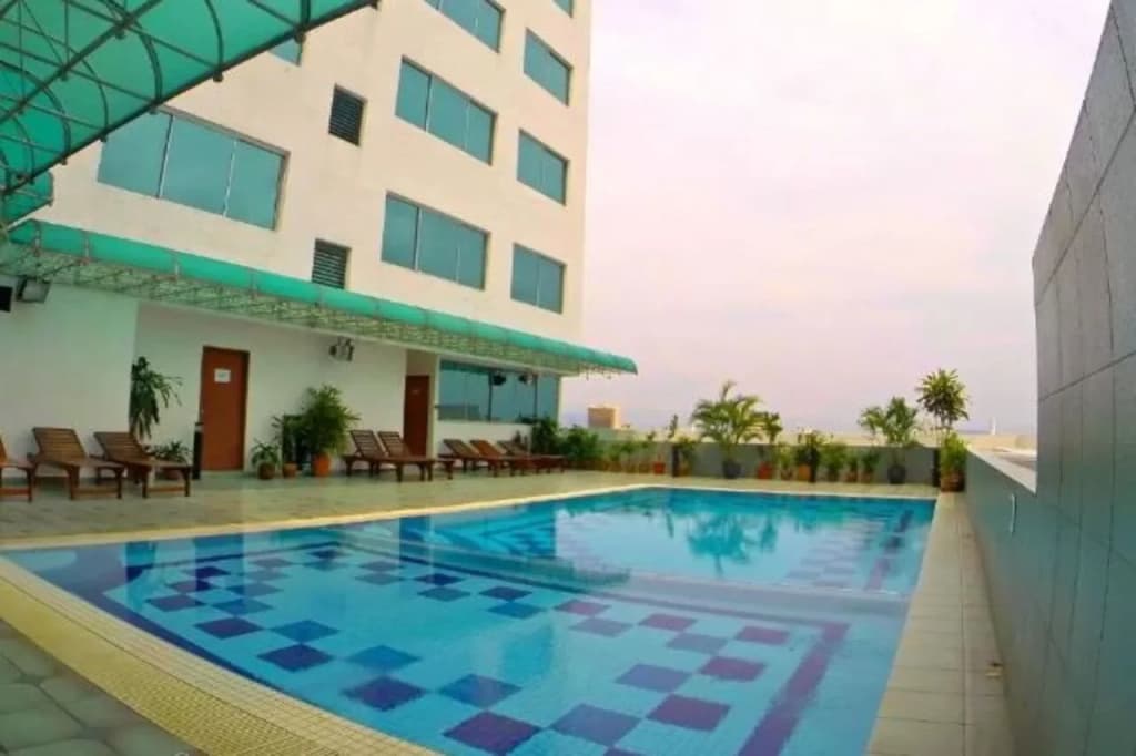Hotel Continental - photo 13