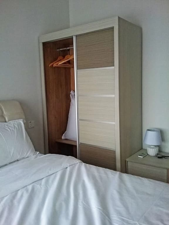 Sea View Homestay @ Country Garden Danga Bay - photo 45