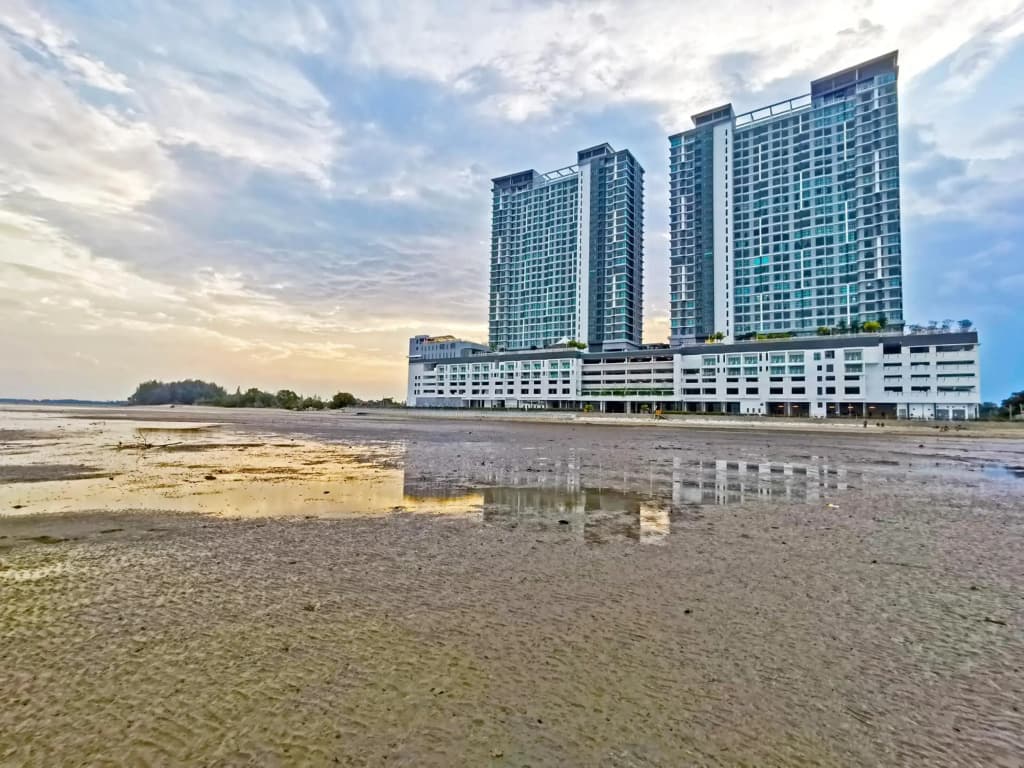 AISI3 Studio Seaview at Tanjung Lumpur - photo 21