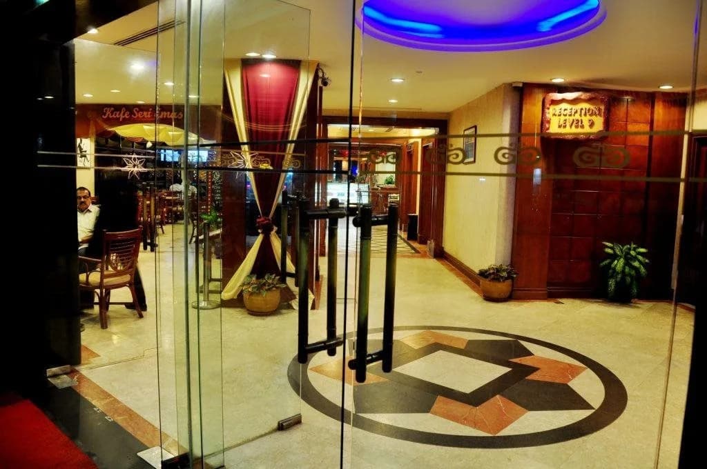 Gocos Hotel - photo 1