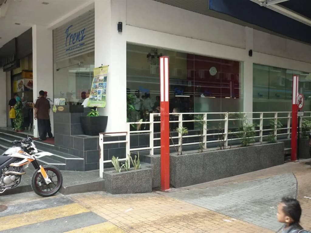 Frenz Hotel Kuala Lumpur - photo 20