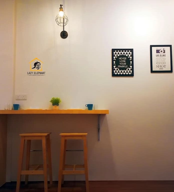 Lazy Elephant Guesthouse - photo 11