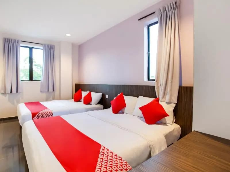 Space Hotel by OYO Rooms - photo 7