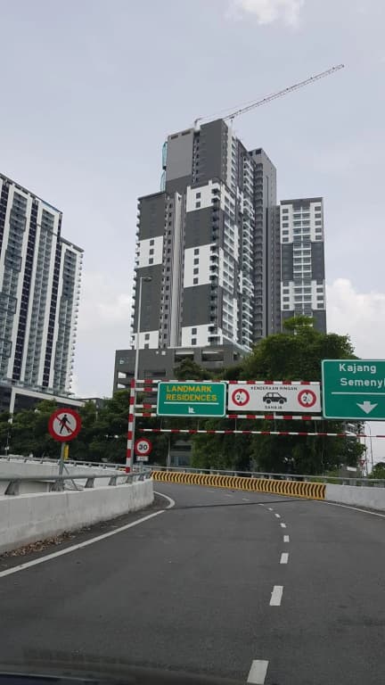 Landmark Residence - photo 17