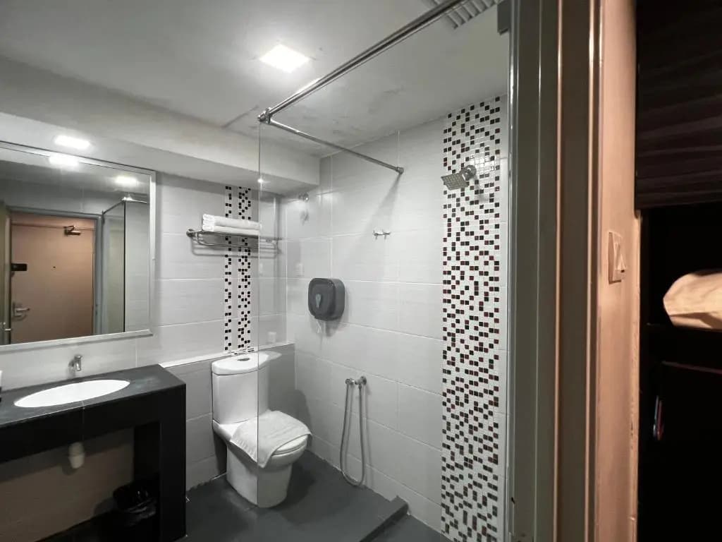 Signature Hotel - photo 9
