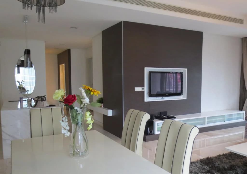 Pavilion Apartments - photo 2