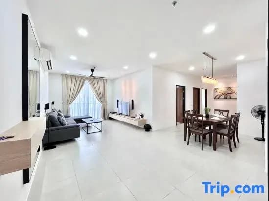 Jeff & Ricky Homestay@132 Doncaster Residence - photo 1