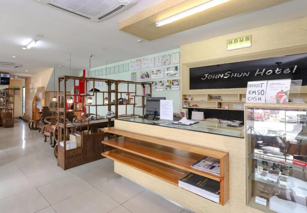 OYO 324 Johnshun Hotel - photo 15