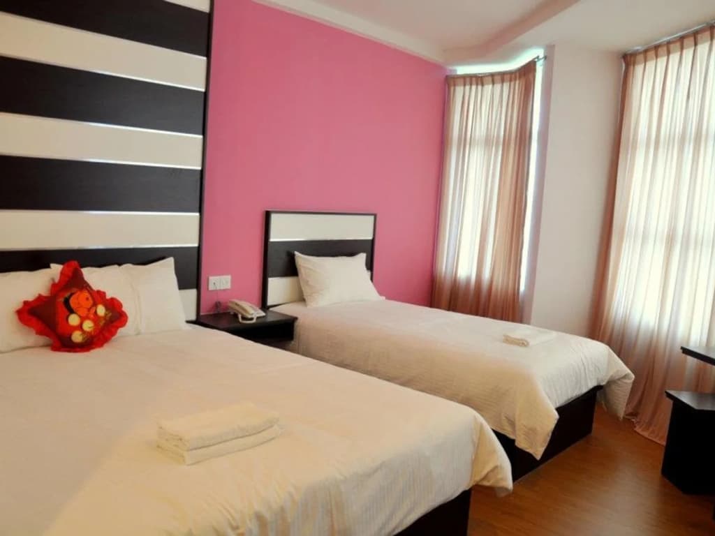 Hotel Zamburger Taman Kapar - photo 5