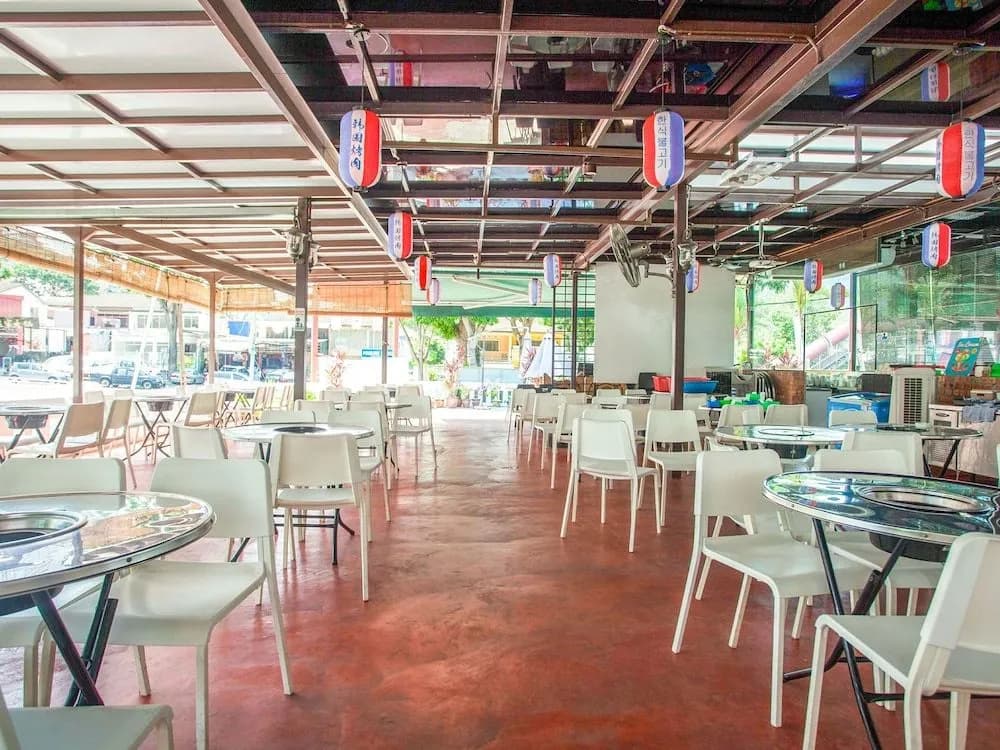 Oyo Capital O 89353 Nostalgia Boutique Hotel & Restaurant - photo 16