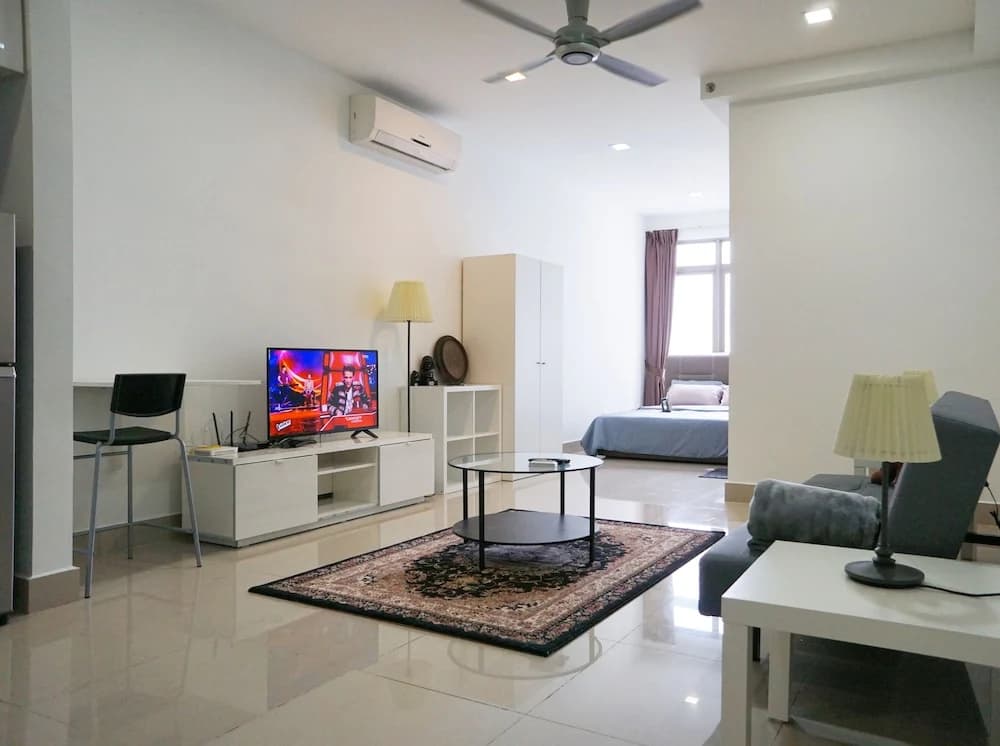 Shaftsbury Residences by Superhost - photo 5