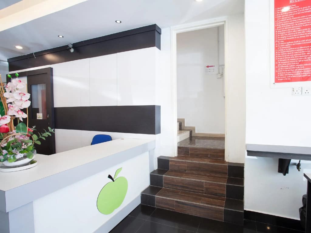 Apple 1 Hotel Queensbay - photo 12