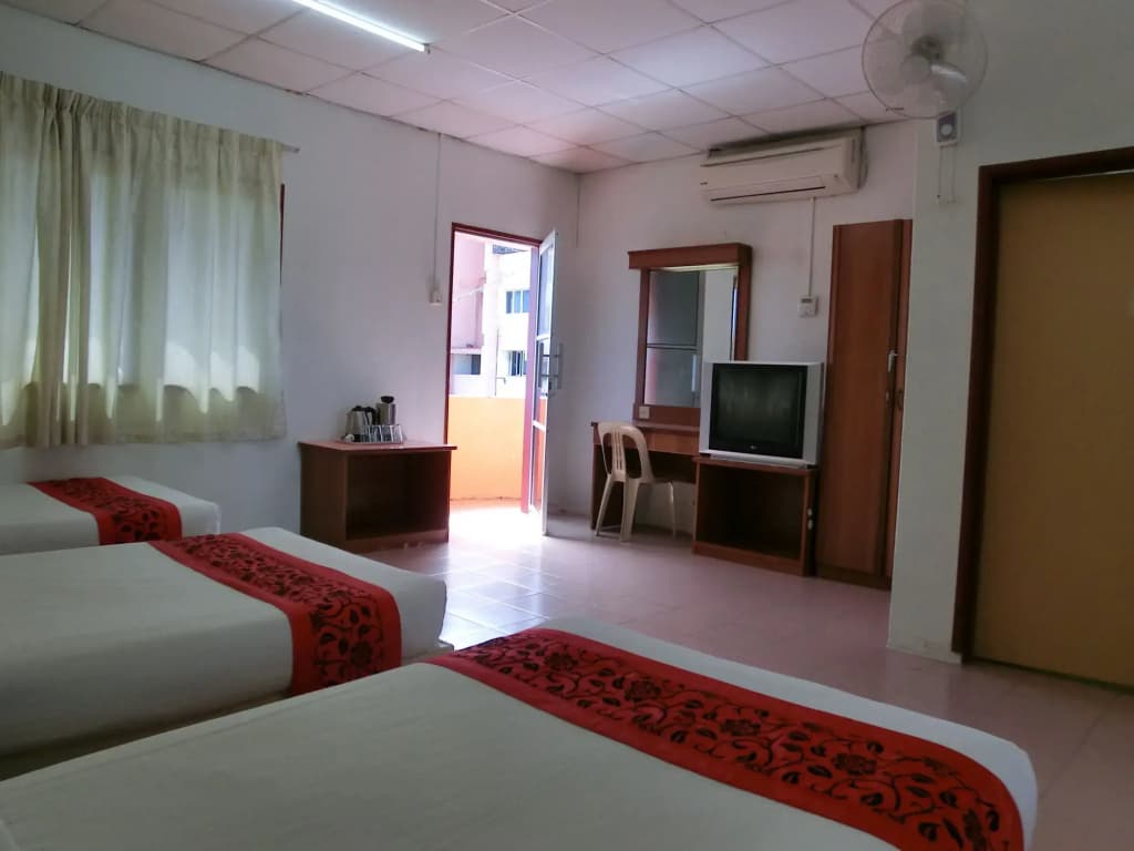 KT Beach Resort - photo 2