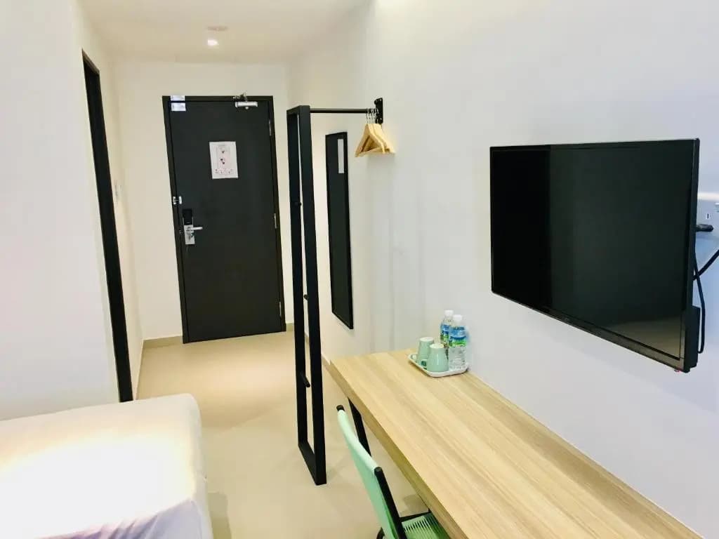 Enclave Hotel - photo 18