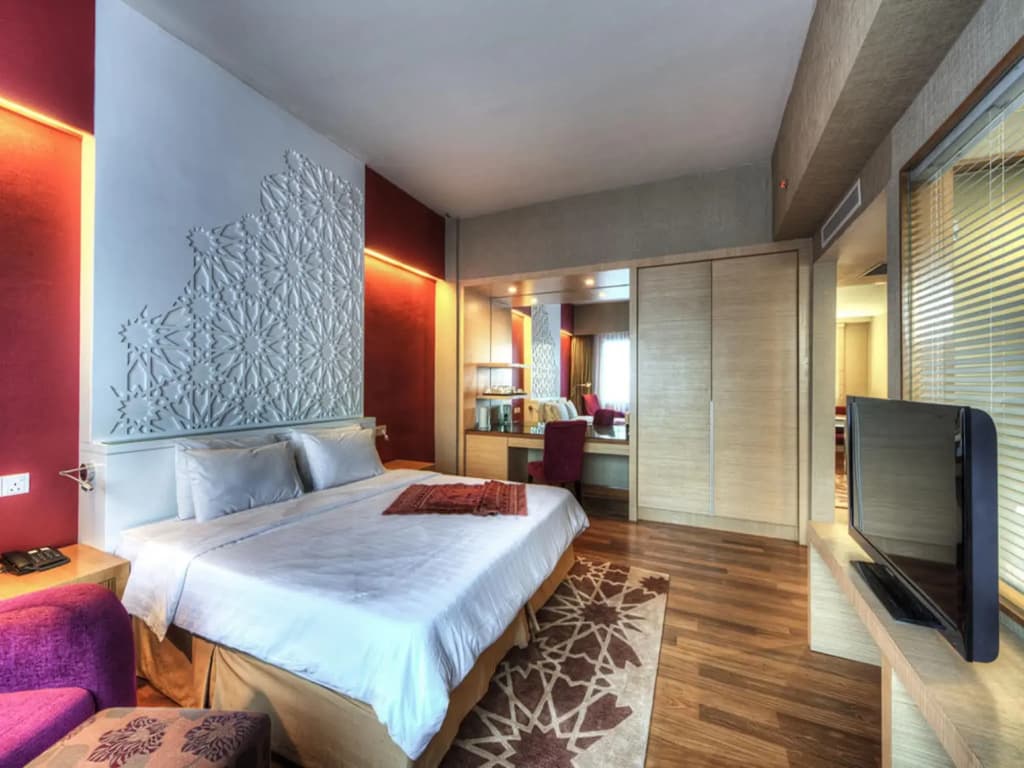 Raia Hotel Kota Kinabalu - photo 24