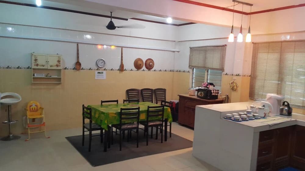 D'hartamas Guesthouse - photo 16