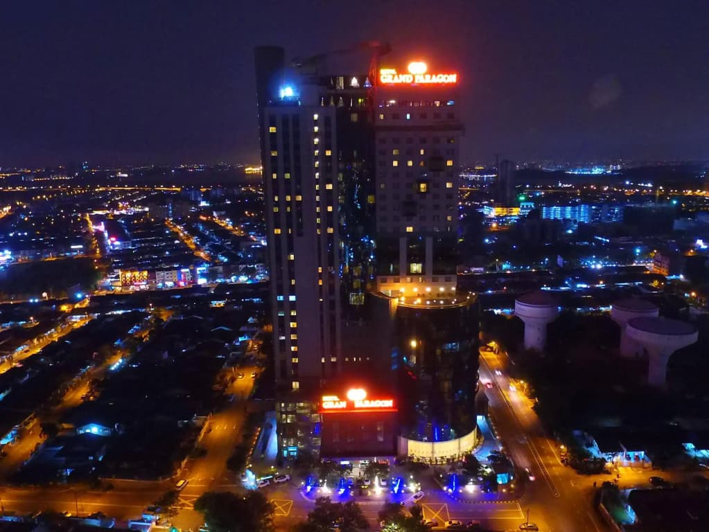 Grand Paragon Hotel Johor Bahru - photo 24